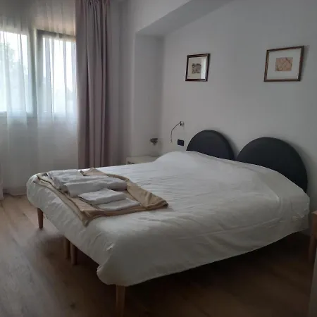 Gardafarm Feriegård *