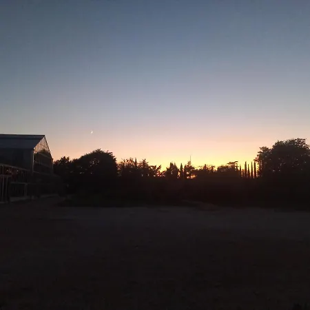 Gardafarm Farm stay *