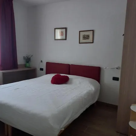 Gardafarm Farm stay *